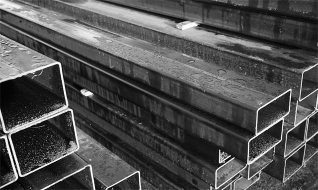 盐城q345c<font style='color:red'>无缝方矩管</font>